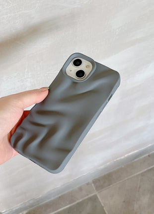 iPhone 14/15/16 Pleated Water Drop-resistant Soft-Shell Case