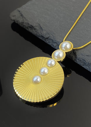 Gold Eight-Point Star Titanium Steel Combination