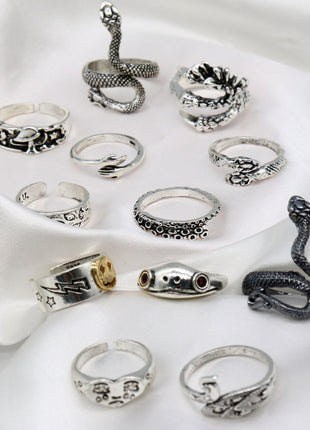 Halloween Ornament Ring Set