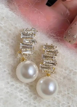 Zircon Pearl Vintage Earrings