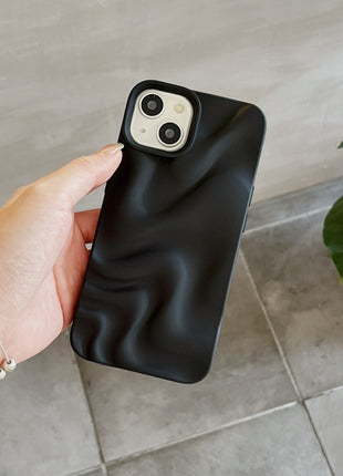 iPhone 14/15/16 Pleated Water Drop-resistant Soft-Shell Case
