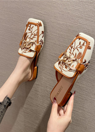 Closed Toe Chunky Heels