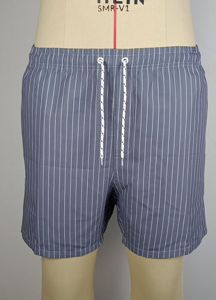 Polyester Fiber Striped Triangle Lining Shorts