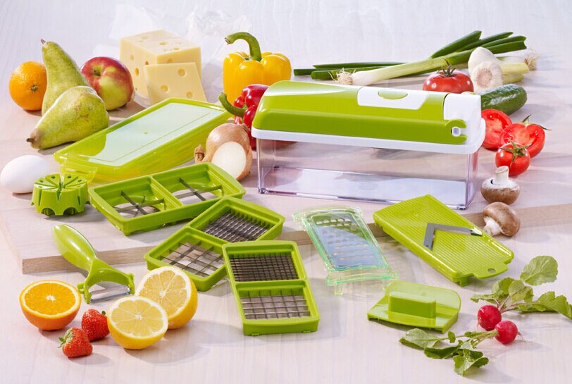 Set of 12 PCS Multifunctional Chopper, Grater, Slicer & Dicer Cutter