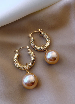 Hong Kong Pearl Earrings
