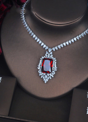 Toast Jewlery Nicholas & Earrings Set