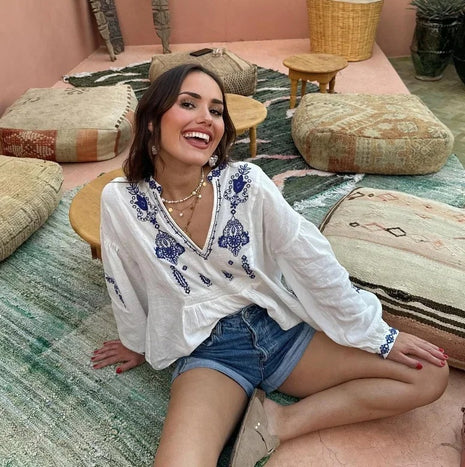 V-neck Embroidery Long-sleeved Top