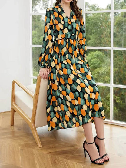 V-neck Long-sleeved Mid-skirt High Waist Button Dress
