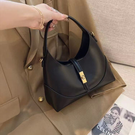 Commute Oval Shoulder Bag