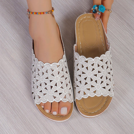 Casual Flower Cutout Leather Mule