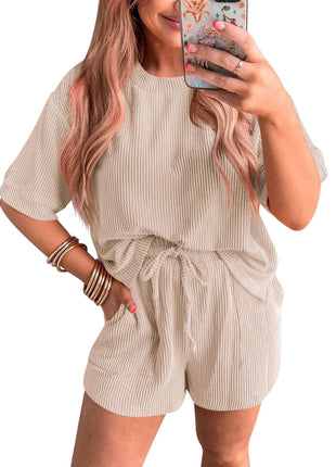 Short-sleeved Wavy Round Neck Top Elastic Waist Shorts Set
