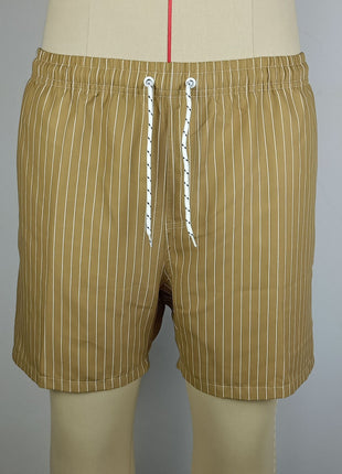 Polyester Fiber Striped Triangle Lining Shorts