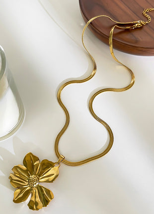 Exaggerated Cold Style Stainless Steel Flower Pendant Necklace