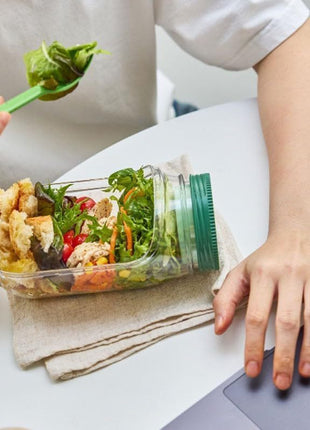 Portable Salad Pod Container – Freshness That Travels With You!