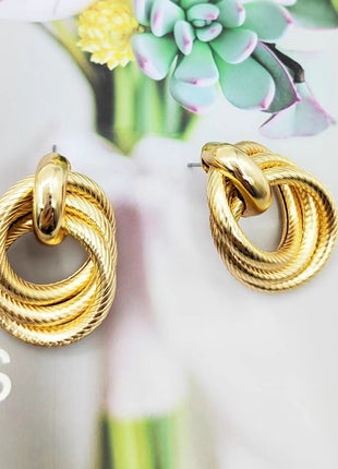 Geometric Embossed Twisted Ring Stud Earrings