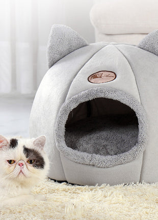 Enclosed Winter Cat Nest