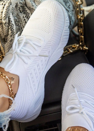 Thick Bottom Solid Color Sneaker