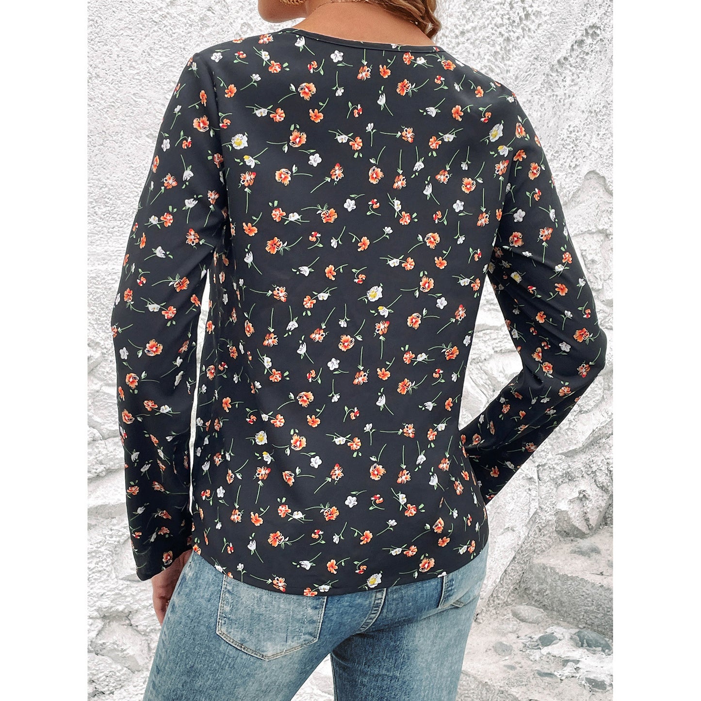 Round-neck Floral Print Long Sleeve Top