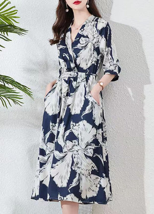 New Waist-controlled Lace-up Mid Sleeve V-neck Dress