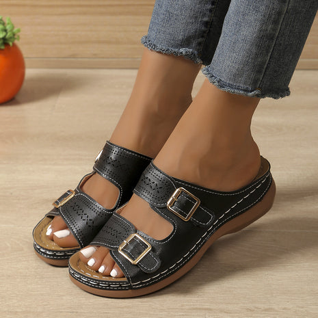 Carved Belt Buckle Lightweight Sandals