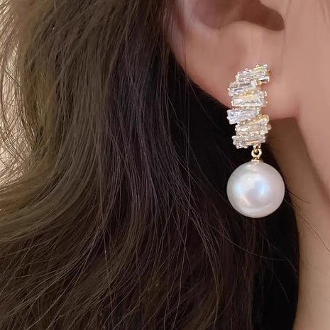 Zircon Pearl Vintage Earrings