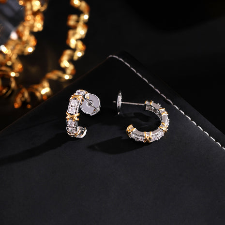 A925 Silver White Electroplated Noble Cold Luxury Earrings