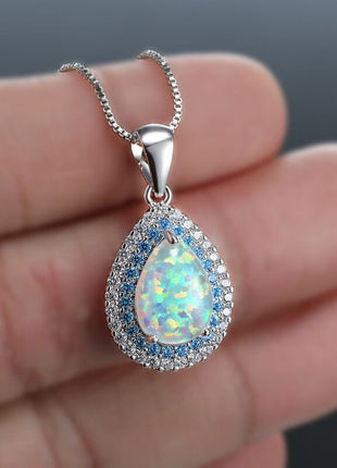 Elegant And Exquisite Drop-shaped Necklace