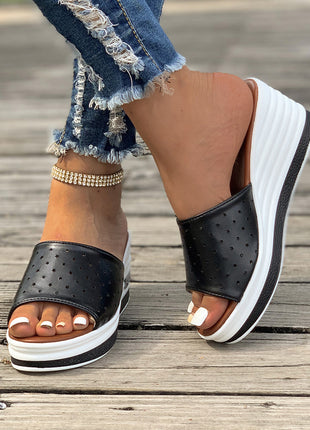 Stylish Hollow out Peep Toe Wedge Mule