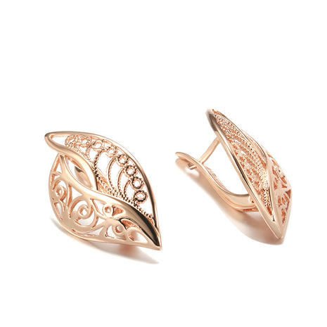 Ins Cool Style Simple Hollow Carved Leaves Earrings
