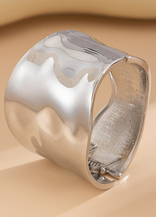 Irregular Metal Wide Curved Glossy Bangle
