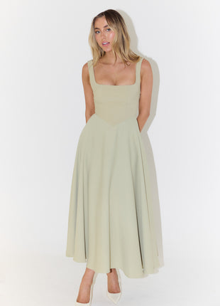 Simple Shoulder Strap Slim Fit Mid-length Dress