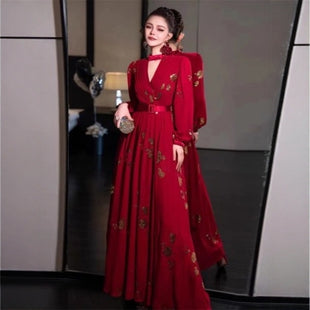 Unique Embroidery Waist-tight Dress