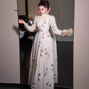 Unique Embroidery Waist-tight Dress