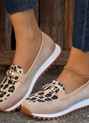 Fashion Women's Summer Metal Buckle Flat Shoes