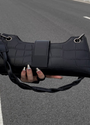 A High-end Texture Single Shoulder Baguette Bag