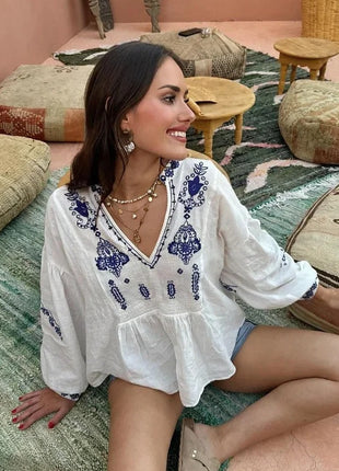 V-neck Embroidery Long-sleeved Top