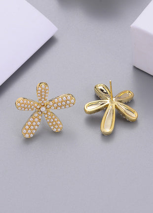 Flower Inlaid Pearl Earrings