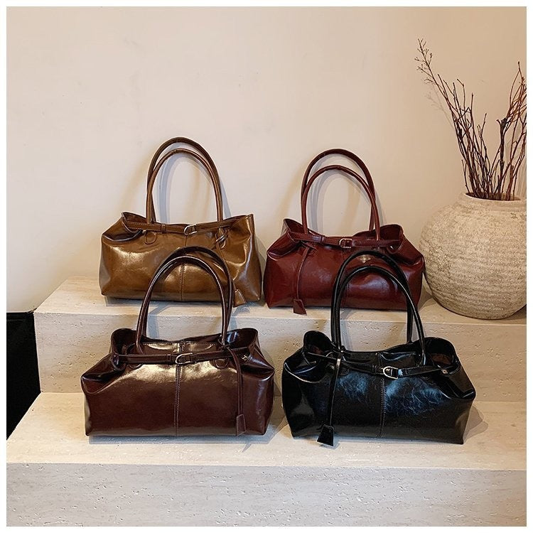 Versatile Shoulder Handbag