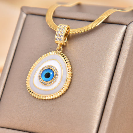 Blue Eye Zircon Necklace