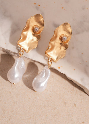 Oval Pearl Stud Earrings