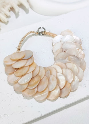 Hand-woven Round Shell Scale Bracelet